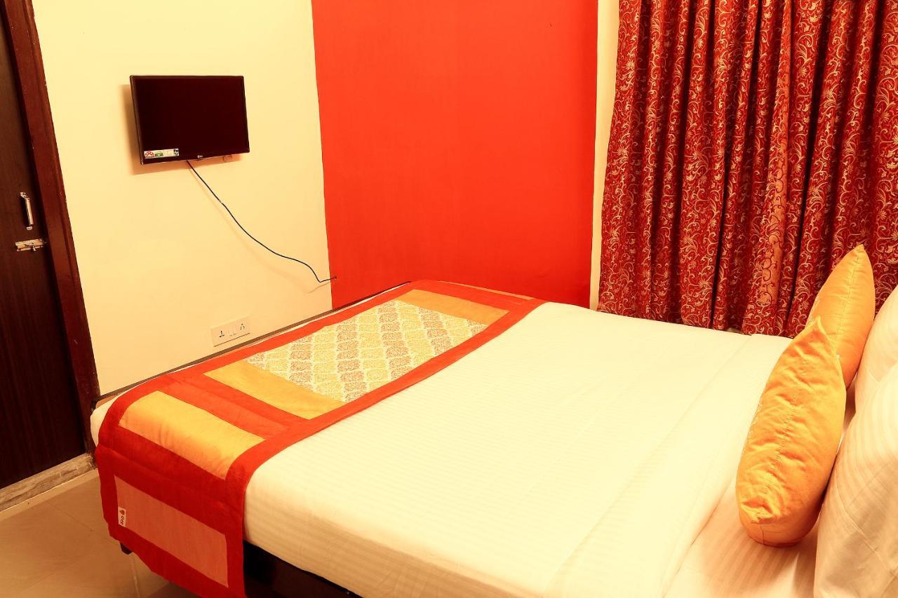 Oyo 3418 Hotel Amit Kolkata Exterior photo